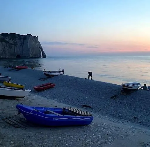 Βίλα La Lumaga Ετρετά